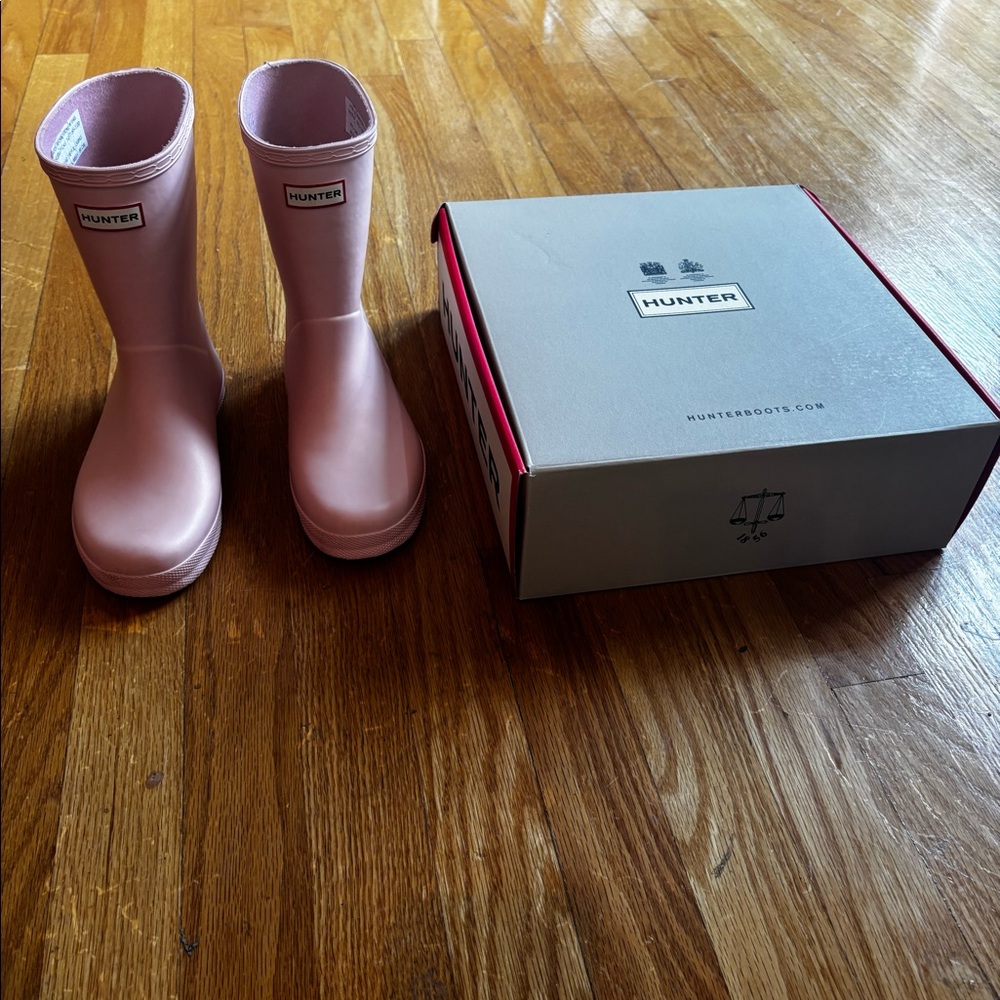 Hunter boots. Girls 3.